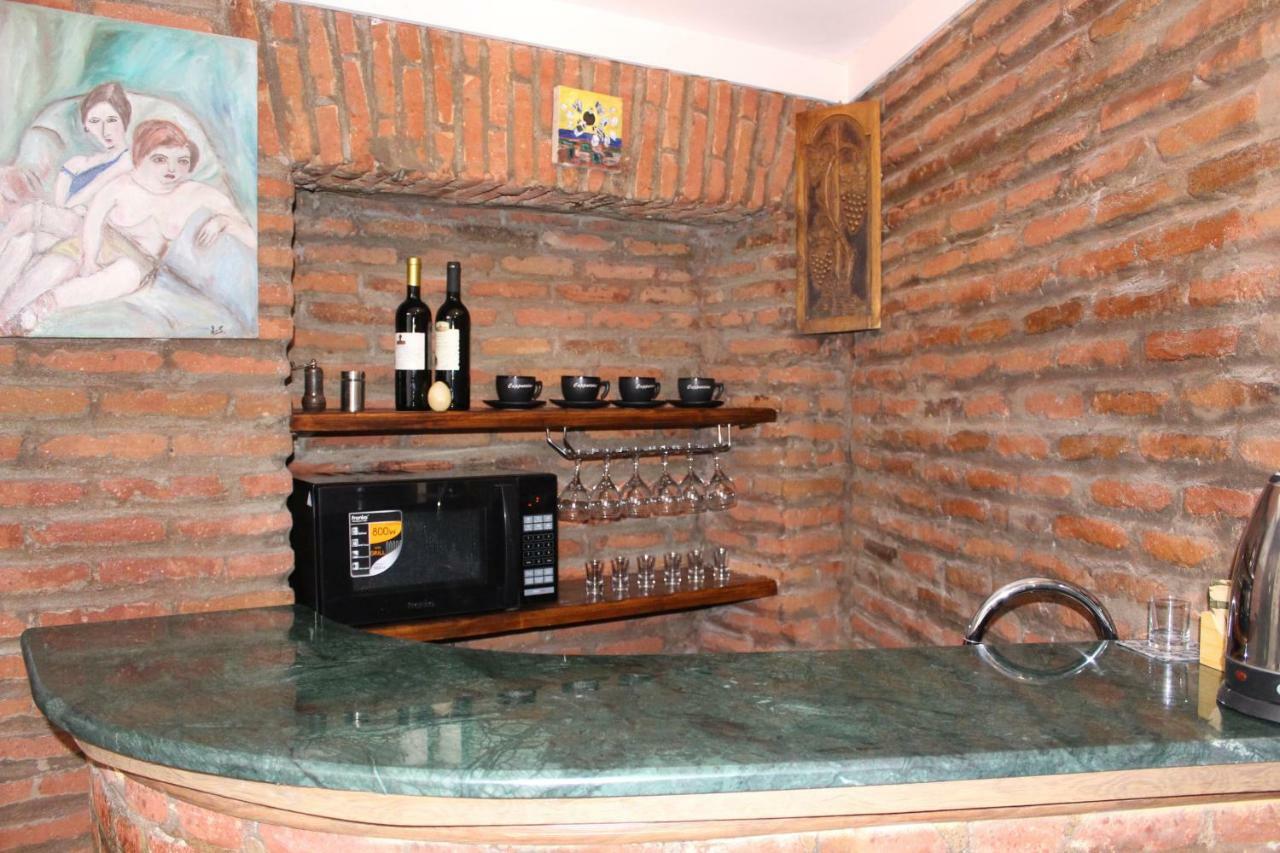 Lui Lui Apartment Tbilisi Luaran gambar