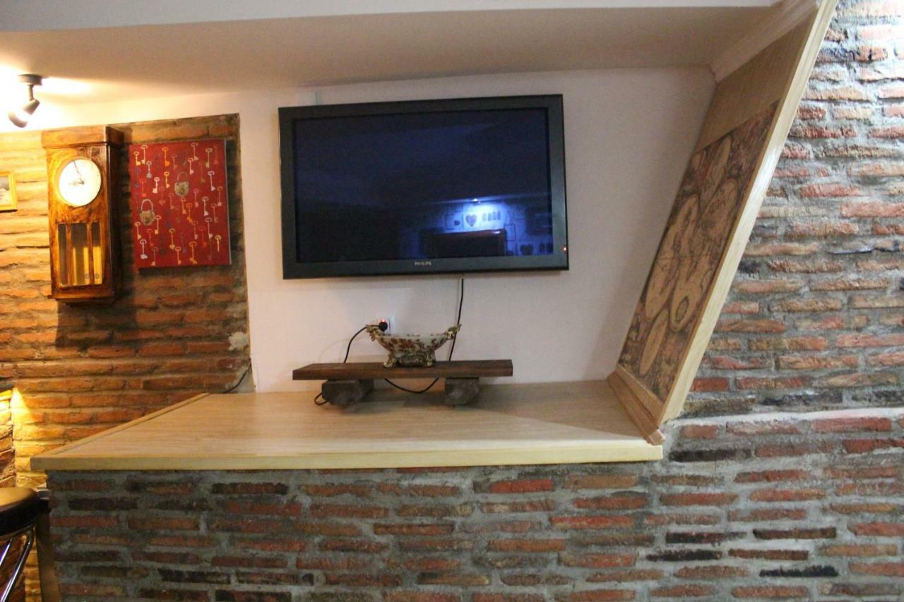 Lui Lui Apartment Tbilisi Luaran gambar