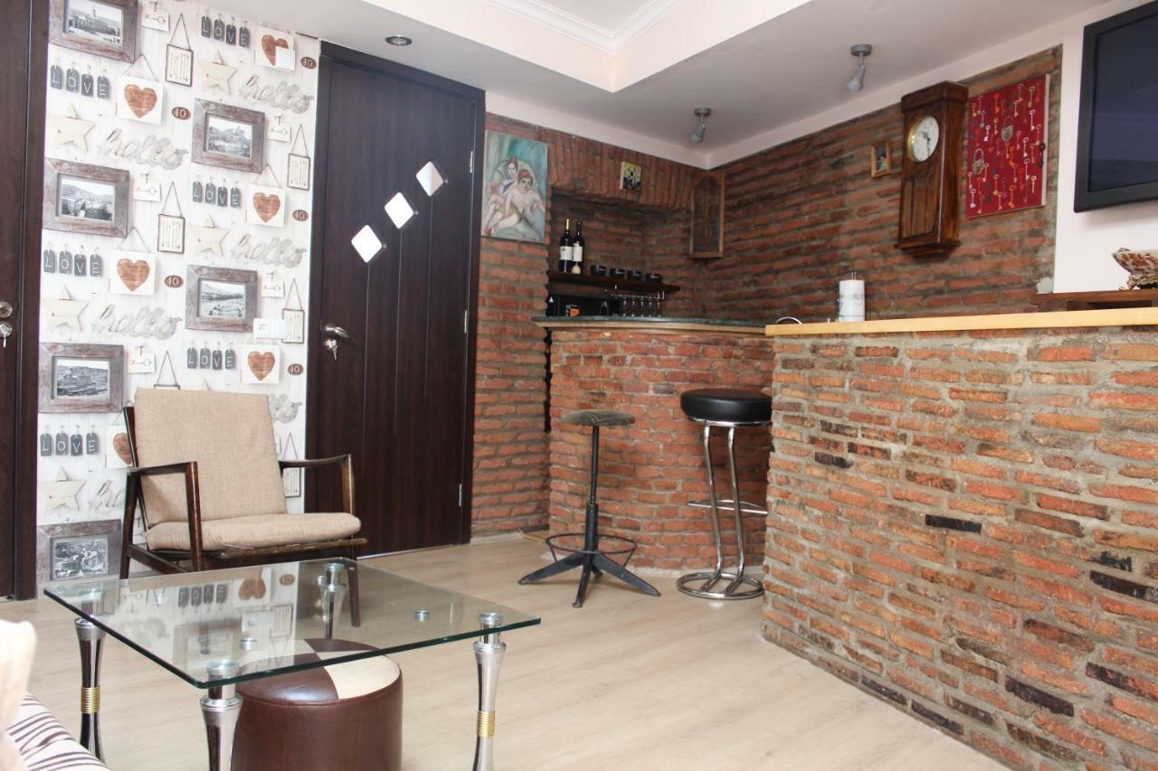 Lui Lui Apartment Tbilisi Luaran gambar